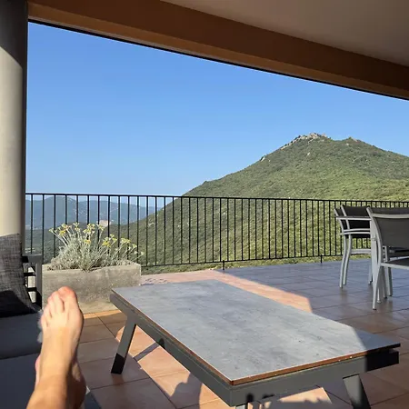 Inseme, Le Calme Entre Et Montagne En Corse Vakantiehuis
