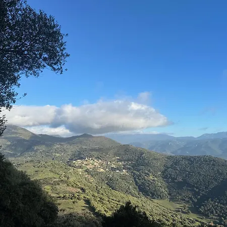 Inseme, Le Calme Entre Et Montagne En Corse Vakantiehuis