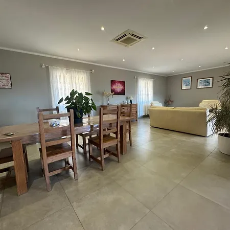 Inseme, Le Calme Entre Et Montagne En Corse *